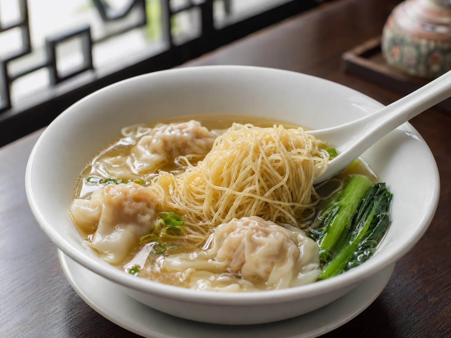 Fine egg noodles cooking test for hot pot soup and foodservice